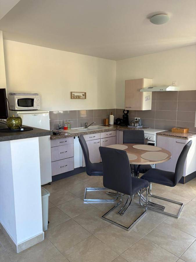 Gîte pour 4 personnes, avec jardin et vue à Puissalicon - 3