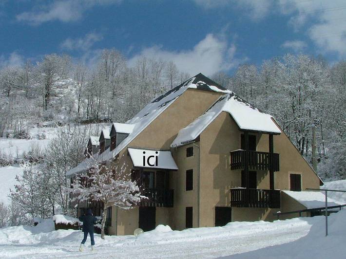 Gîte pour 4 personnes, avec vue sur le lac et balcon à Loudenvielle - 2