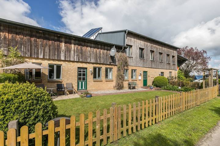 Ferienwohnung für 8 Personen, mit Sauna und Garten - 1