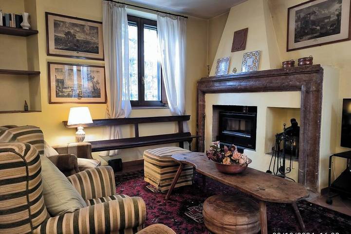 Casa vacanza per 7 persone, con piscina, con animali domestici in Oltrepò Pavese