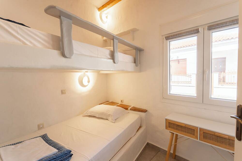 Appartement entier, Eressian Lodgings | 2Br + Living Area Near Beach in North Aegean Islands