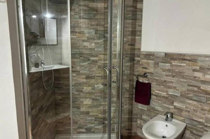 Appartamento intero, Appartamento luminoso con terrazzo vicino Merano in Merano, Alpi Sarentine