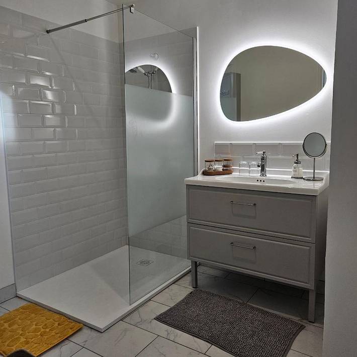 Chambre d’hôte pour 4 personnes, avec terrasse et jardin ainsi que piscine et vue à Messas - 3