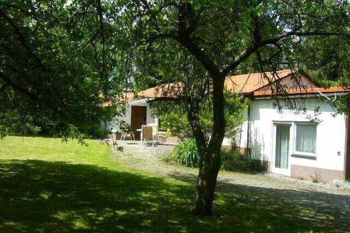 Ferienhaus für 5 Personen, mit Terrasse und Garten in Bisingen