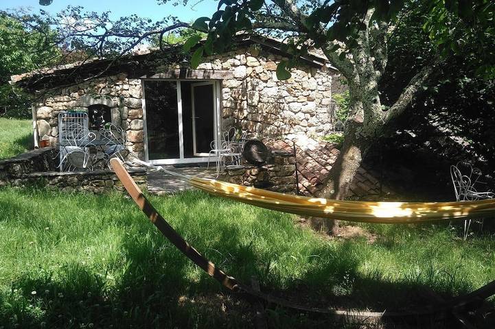 Cottage voor 4 personen, met tuin en terras in de Ardèche