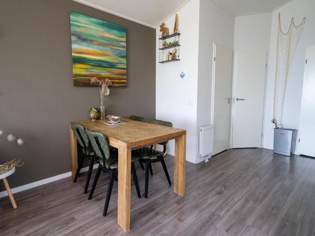 Two-Bedroom Chalet in Bovenkarspel, Markermeer