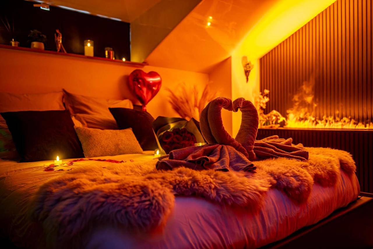 Love Room Serenity Suite in Montbéliard, Doubs
