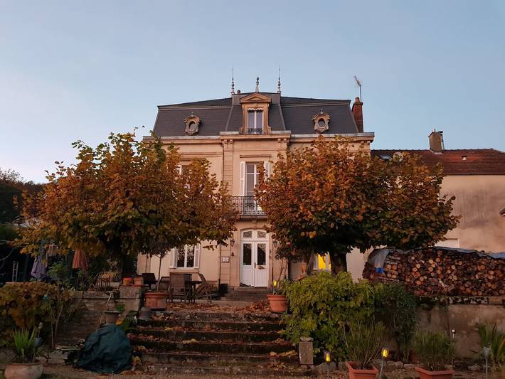 Cottage pour 15 personnes, avec terrasse et jardin à Barbirey-sur-Ouche