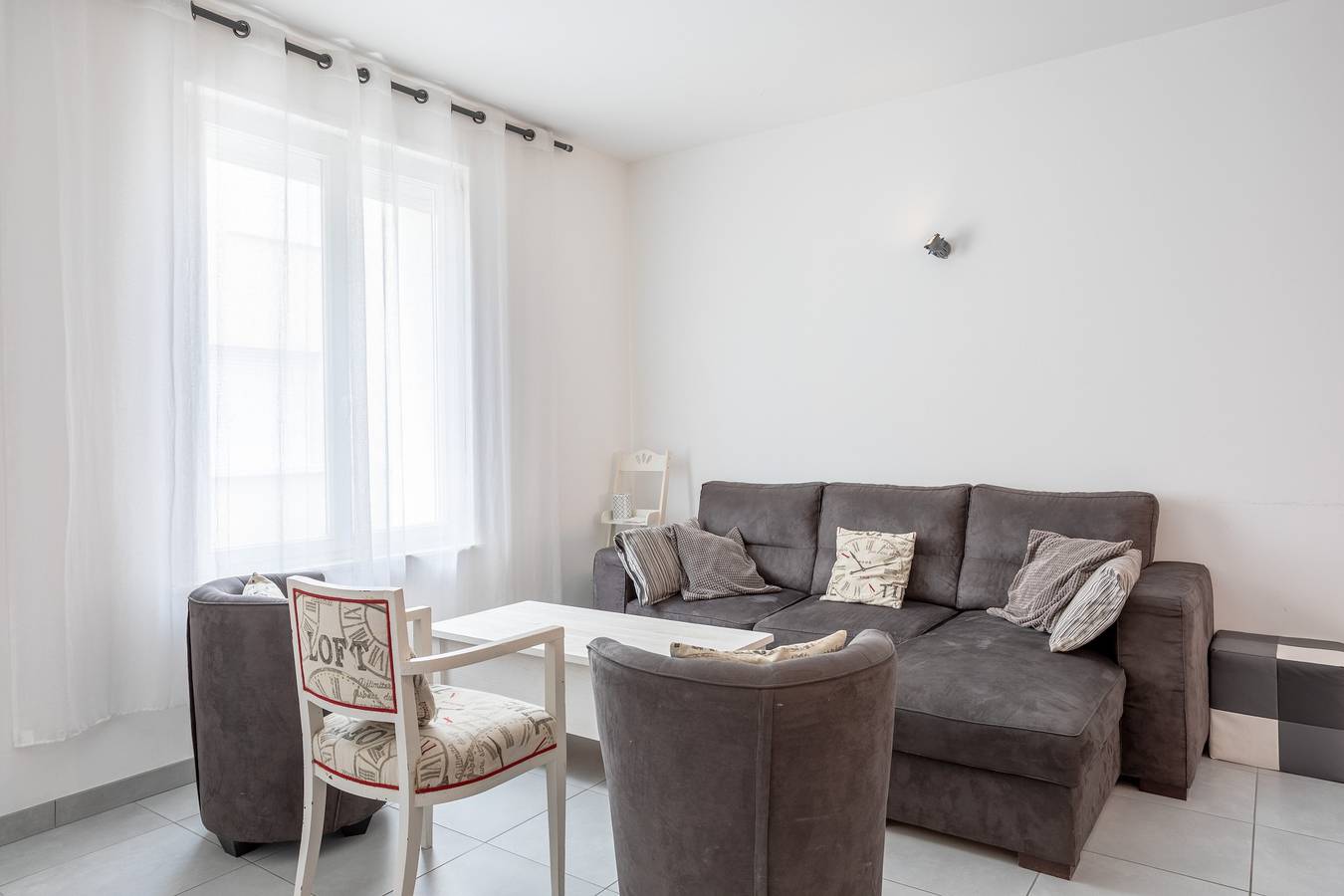 Maison De Vacances Familiale avec terrasse privée et Wi-Fi in Les Sables-d'Olonne, Vendée