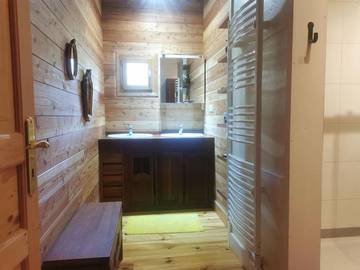 Gîte pour 8 personnes, avec vue et jardin à Roquefort-les-Cascades