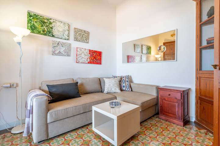Ganze Wohnung, Schöne Ferienwohnung direkt am Strand mit Terrasse, Klimaanlage & Wlan in Port de Sóller, Sóller