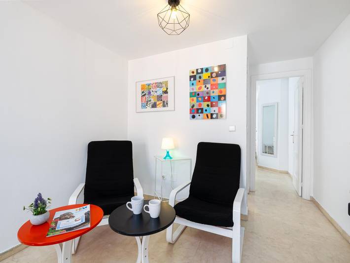 Ganze Ferienwohnung, Ferienwohnung für 4 Personen mit Balkon/Terrasse in Altstadt Málaga, Malaga