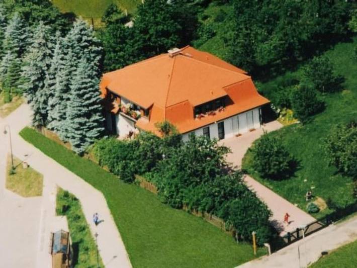 Ferienwohnung für 2 Personen, mit Terrasse und Garten sowie Ausblick in Bad Elster - 2
