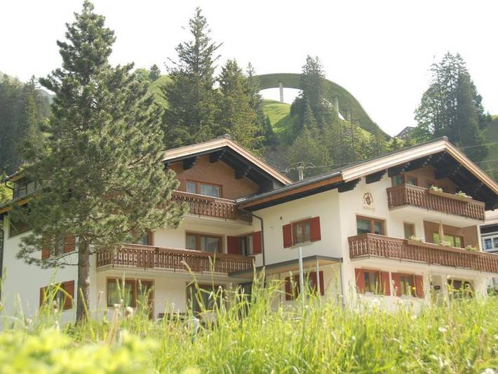 Ferienwohnung für 4 Personen, mit Terrasse und Garten in Schröcken
