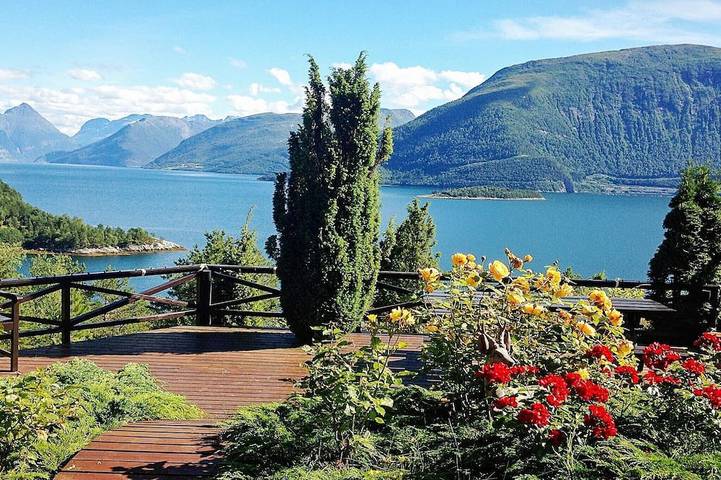 Ferienhaus für 12 Personen, mit Terrasse - 1