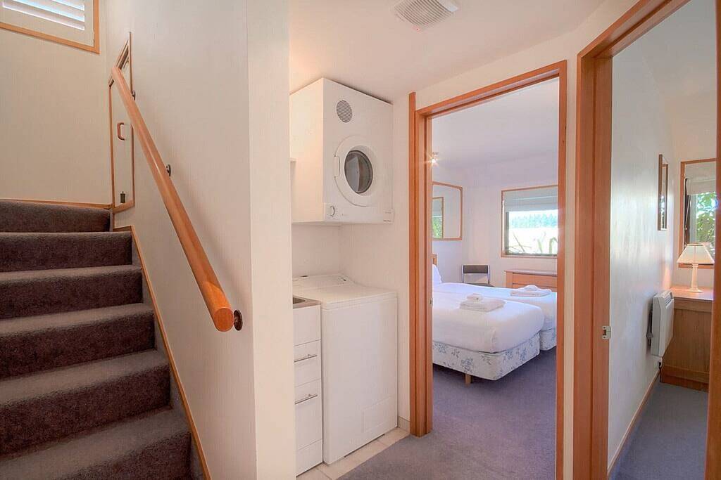 Ganze Wohnung, Herrlicher Berg- und Seeblick | Sonnige Balkone in Queenstown, Otago