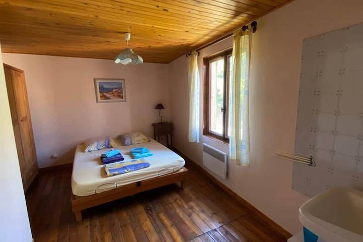 Gîte pour 7 personnes, avec jardin et balcon, animaux acceptés à Prunières - 4