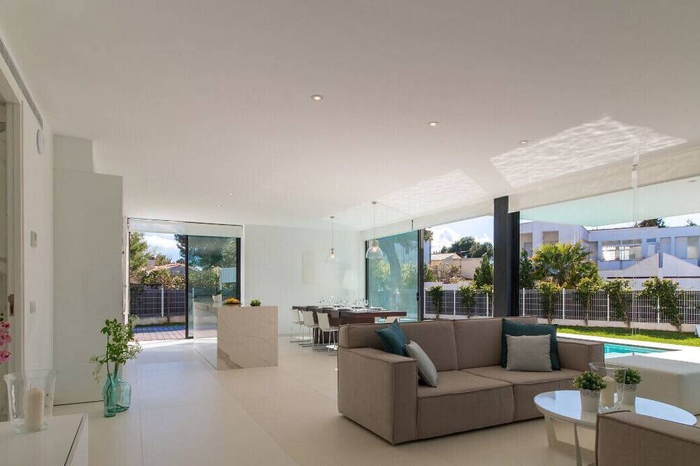 High End Villa in Muro Beach with Private Pool in Playa de Muro, Muro