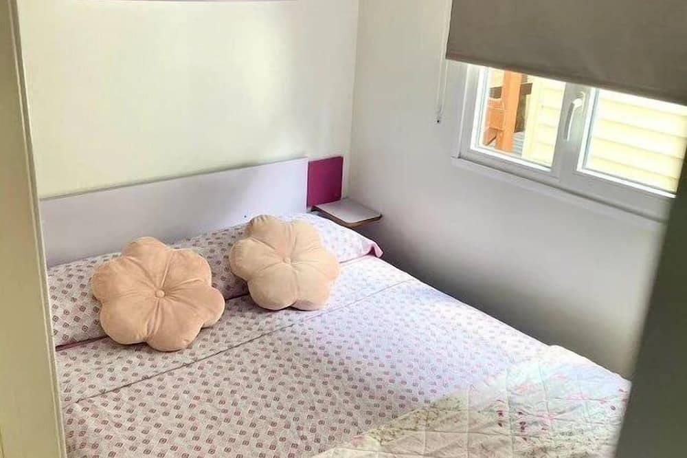 Zecamping 3 étoiles familial locatif Tv clim 30m2 4 pers in Platja d'Aro, Costa Brava