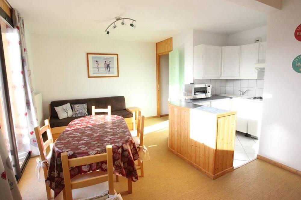 Appartement entier, Appartement lumineux, 5 pers., 35m², balcon sud, WiFi, proche pistes in La Toussuire, Fontcouverte-la-Toussuire