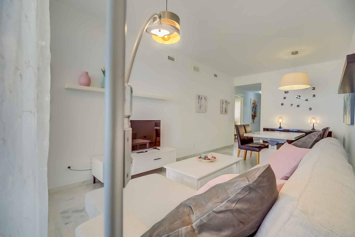 Apartamento entero, Apartamento 'Beach View Challenge' con vistas al mar, Wi-Fi y aire acondicionado. in Torreblanca (Fuengirola), Fuengirola