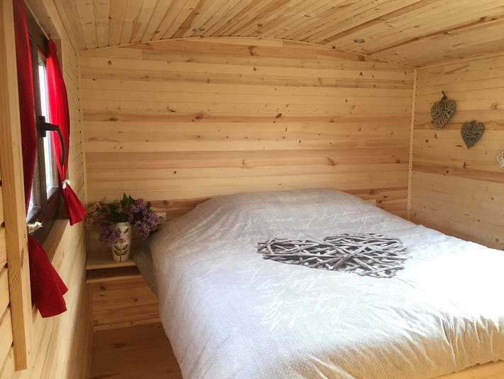 Gîte pour 4 personnes, avec terrasse à Mosnes - 3