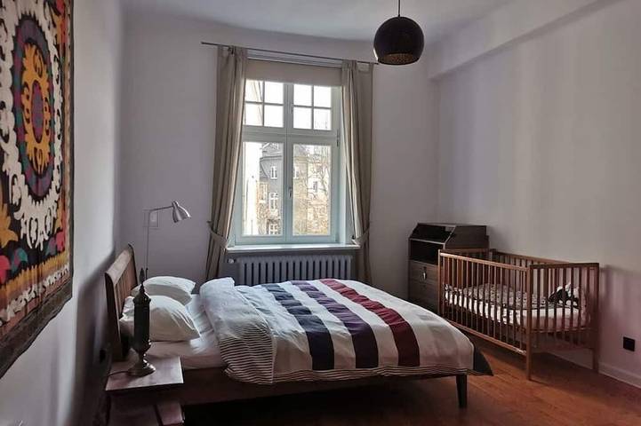 Appartement entier, Designer Apartment 110m² w/ King Beds, Balcony, Smart TV + Equipped Kitchen in Cracovie, Petite-Pologne