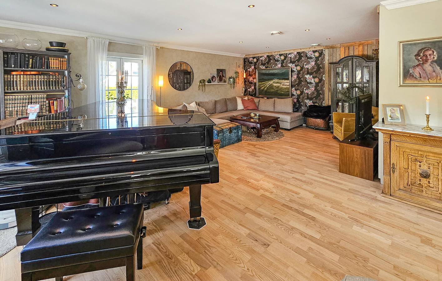 Ferienhaus für 10 Personen mit Pool in Porsgrunn