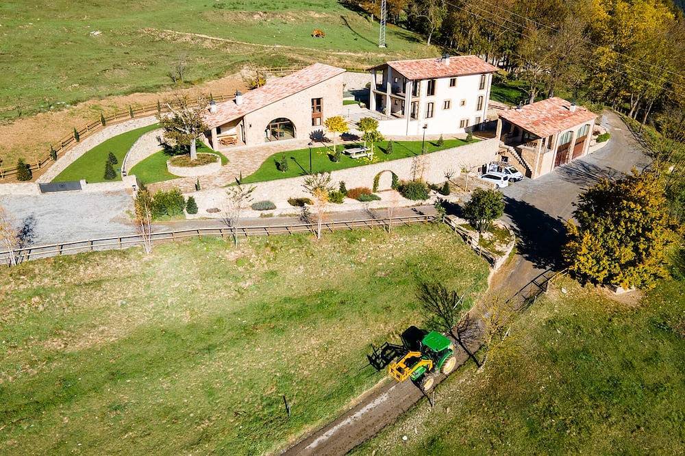 Masia De Baix in Sant Joan de les Abadesses, Catalan Pyrenees