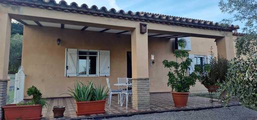 Chalet para 8 Personas en Pruna, Provincia de Sevilla, Foto 1