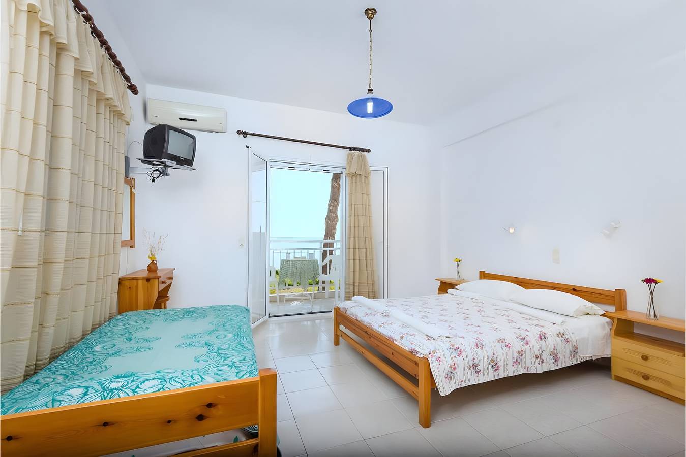 Monolocale intero, Monolocale '1' con terrazza privata, Wi-Fi e aria condizionata in Alykanas, Alykes