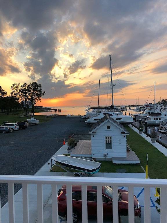 Sonnenuntergänge am Hafen. Genießen Sie den Hafen aus der Vogelperspektive. Einzigartige Lage! in Cape Charles, Chesapeake Bay