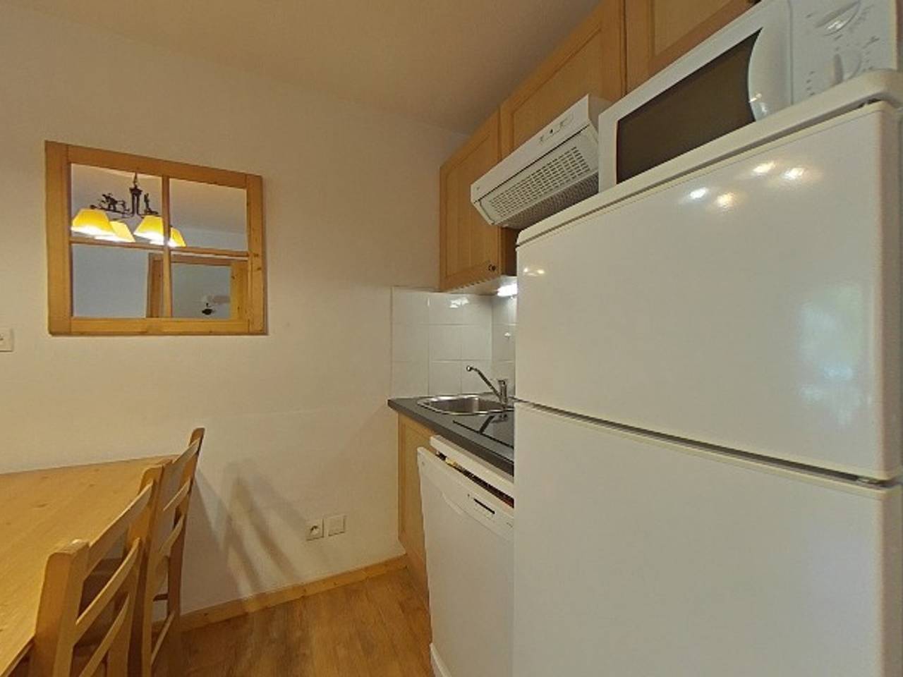 Ganze Wohnung, 2 Zimmer 4 Pers, nahe Pisten, Wlan, Parken, Pool, Orcières Merlette in Orcières, Nationalpark Écrins