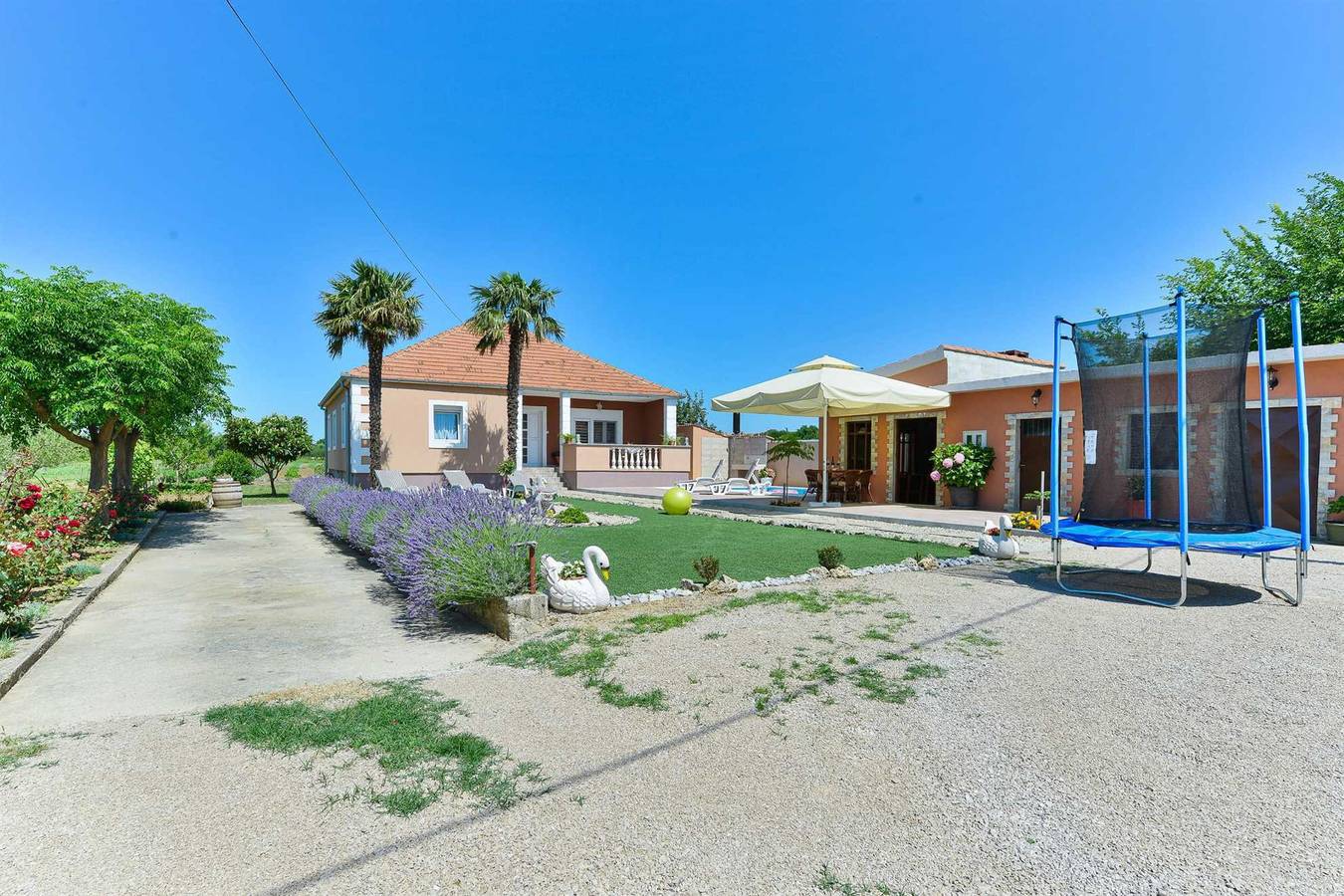 Holiday House Meri with pool in Benkovac, Grad Benkovac