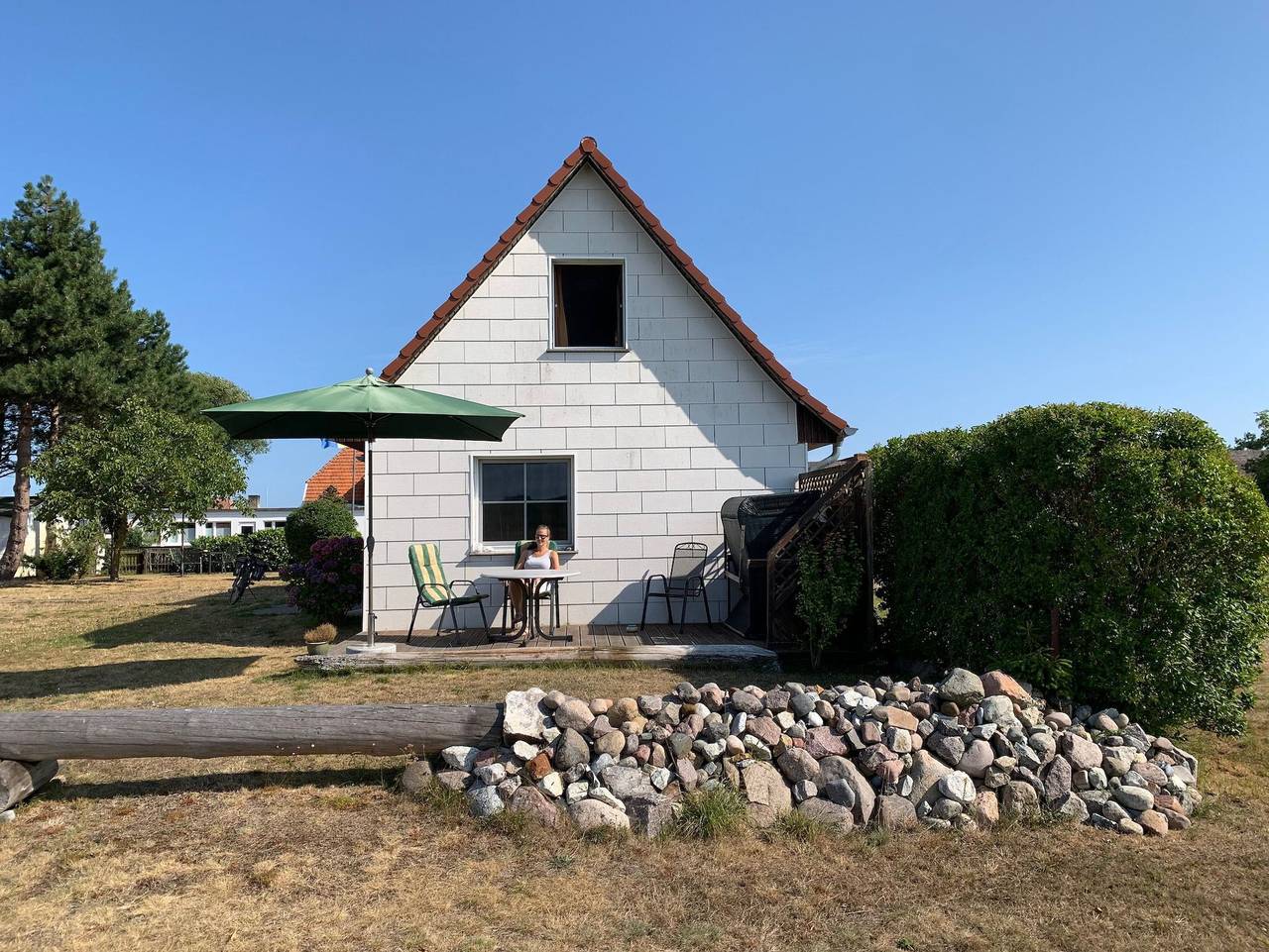 Ganze Ferienwohnung, Haus Boddenblick - Familie Siebler - Fewo Haus 1 im Eg mit Terrasse (2 Personen) in Neuendorf Insel Hiddensee, Hiddensee