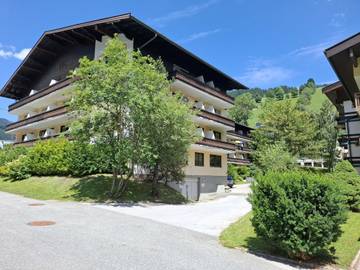 Ferienwohnung für 2 Personen, mit Garten und Balkon in Saalbach-Hinterglemm