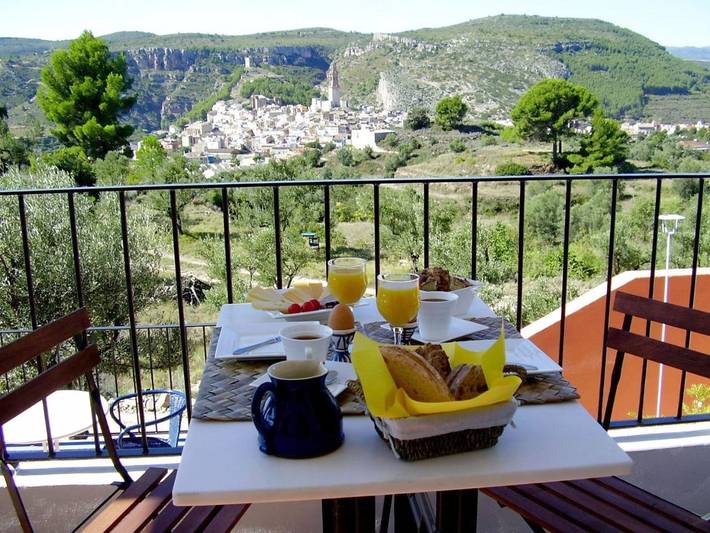 Alojamiento y desayuno para 2 personas, con vistas y jardín - 1