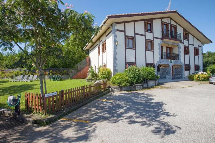 Casa rural para 8 personas, con vistas y jardín - 1