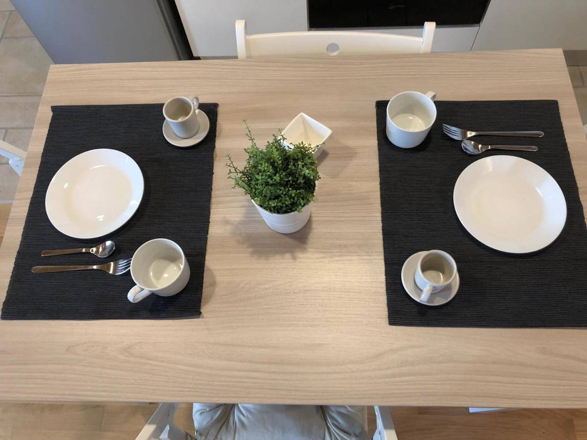 Apartamento inteiro, Two-Bedroom Apartment in Treviso, Treviso (província)