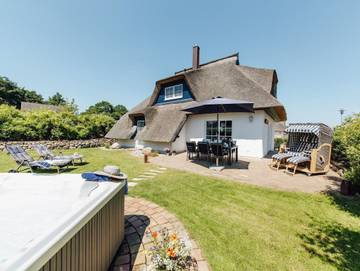 Ferienhaus für 7 Personen, mit Terrasse und Garten sowie Sauna, kinderfreundlich auf Usedom