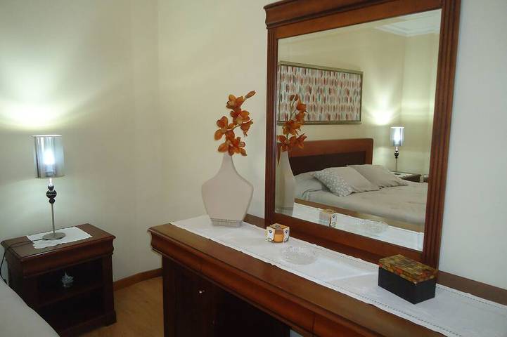 Entire apartment, Spacious house in Angra do Heroísmo, Terceira Island. Azores in São Bento (Terceira Island), São Bento