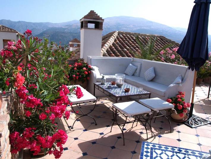 Chambre d’hôte pour 2 personnes, avec Terrasse ainsi que Jardin et Piscine dans Restabal