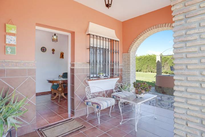 Charmante Villa el Rodeo mit Pool, Bergblick und Klimaanlage in Pago del Humo, Chiclana de la Frontera