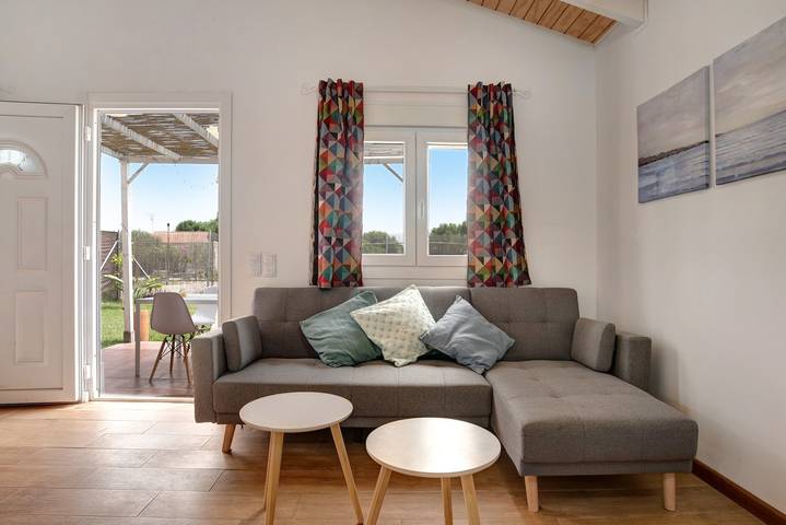 Chalet "Casa Maran" con piscina, Wi-Fi, jardín y terraza in Playa de Zahora, Barbate