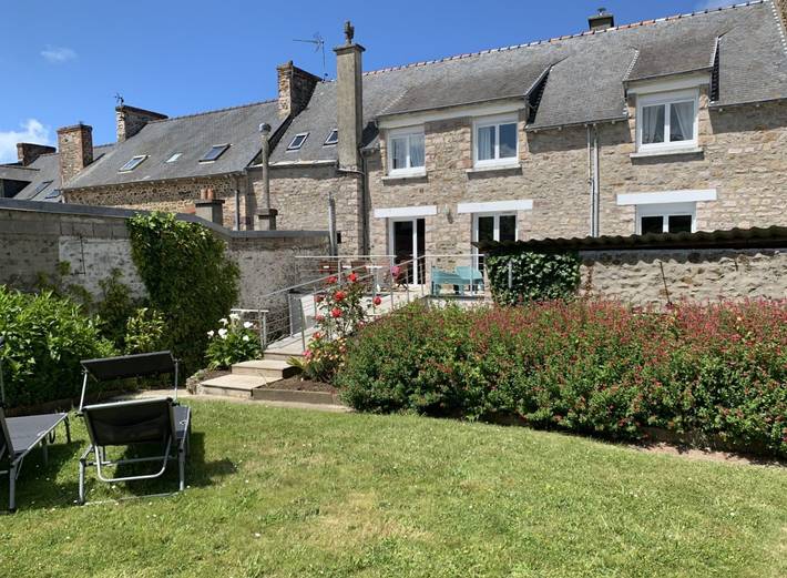 Gîte pour 6 personnes, avec jardin et terrasse, animaux acceptés