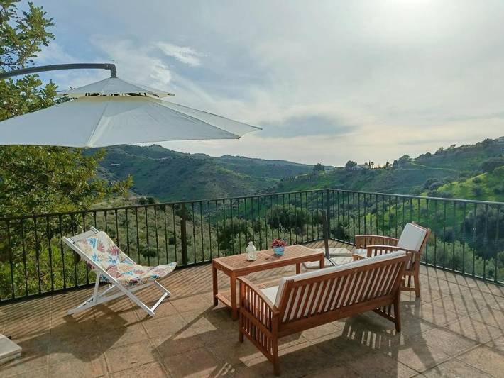 Casa rural para 4 personas, con Balcón y Terraza además de Jardín y Piscina en Moclinejo - 3