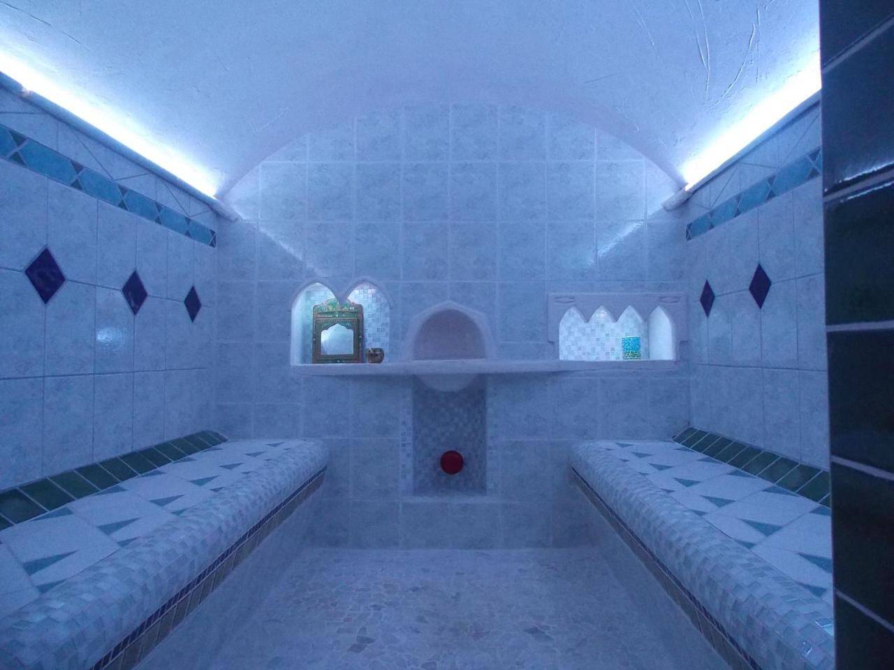 Dormir Ben Aise Hammam Massages in Maillezais, Fontenay-le-Comte