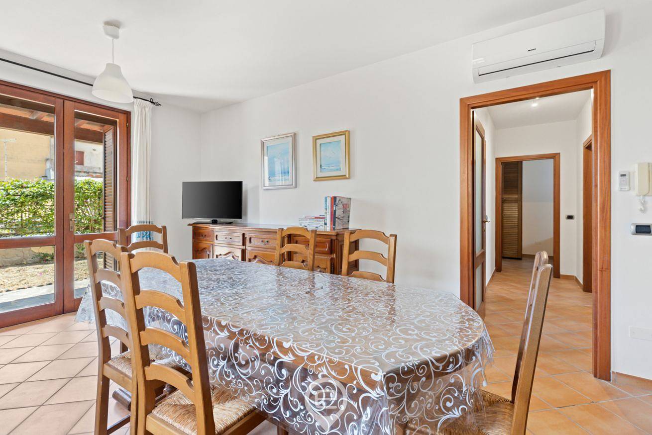 Entire apartment, Seabreeze Retreat in Torregrande, Oristano