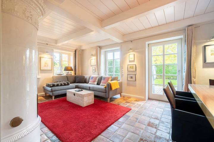 Ferienhaus für 4 Personen, mit Terrasse und Garten sowie Sauna in Midlum