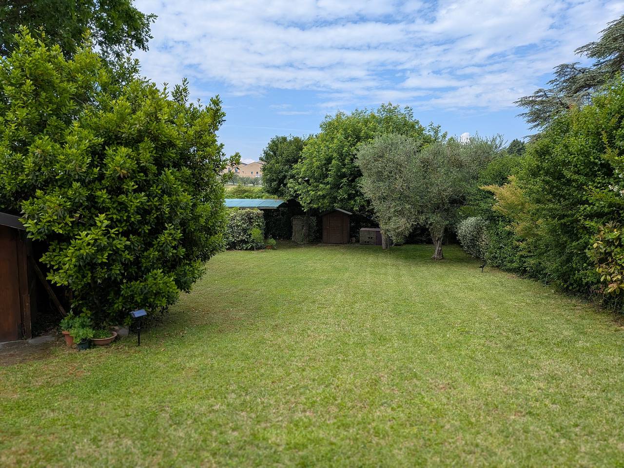 Villa Lucrezia – 4 guests in Bardolino, Lake Garda – Pool, Garden, Parking, Pets Welcome in Bardolino, Garda Mountains